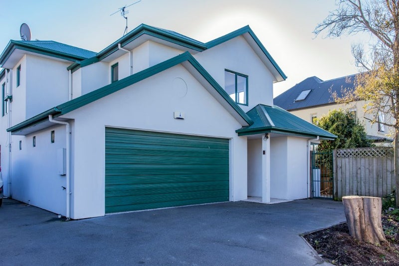 7 Stoneyhurst Street, St Albans, Christchurch - Carousel 1