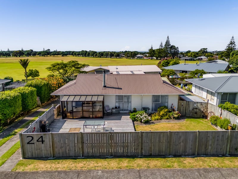 24 Glamis Avenue, Bell Block, New Plymouth - Carousel 1