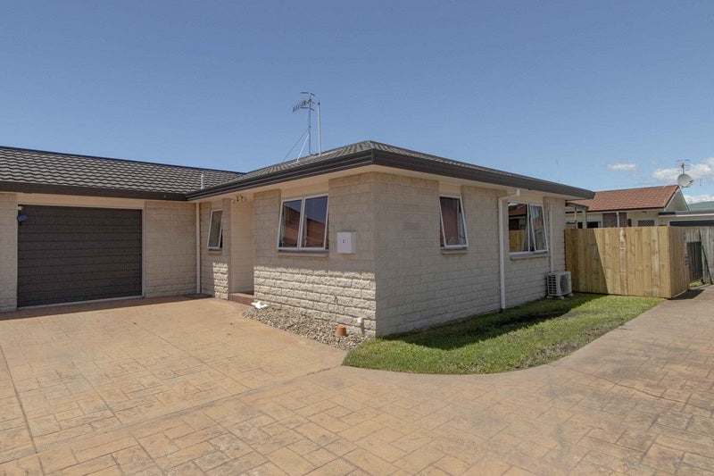 1/4A Lee Road, Taradale, Napier - Carousel 1