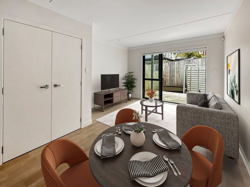 9/8 James Laurie Street, Henderson, Auckland - Carousel 1