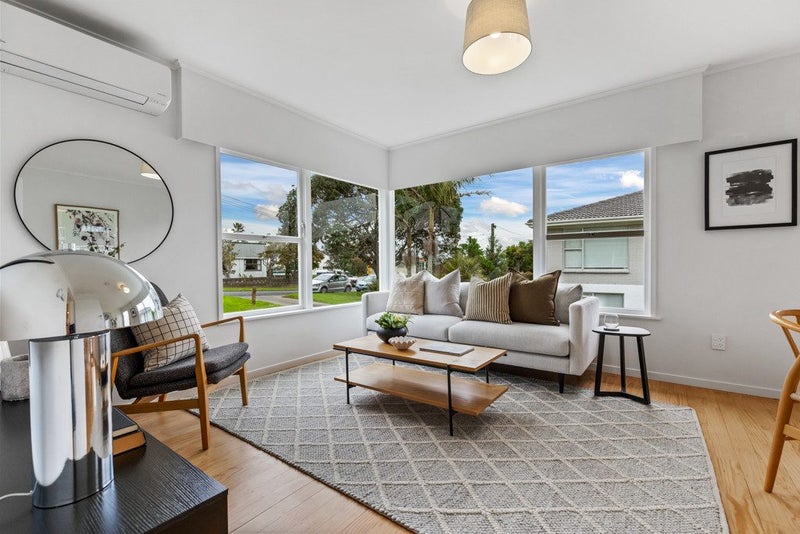 1/14 Westwell Road, Belmont, Auckland - Carousel 2