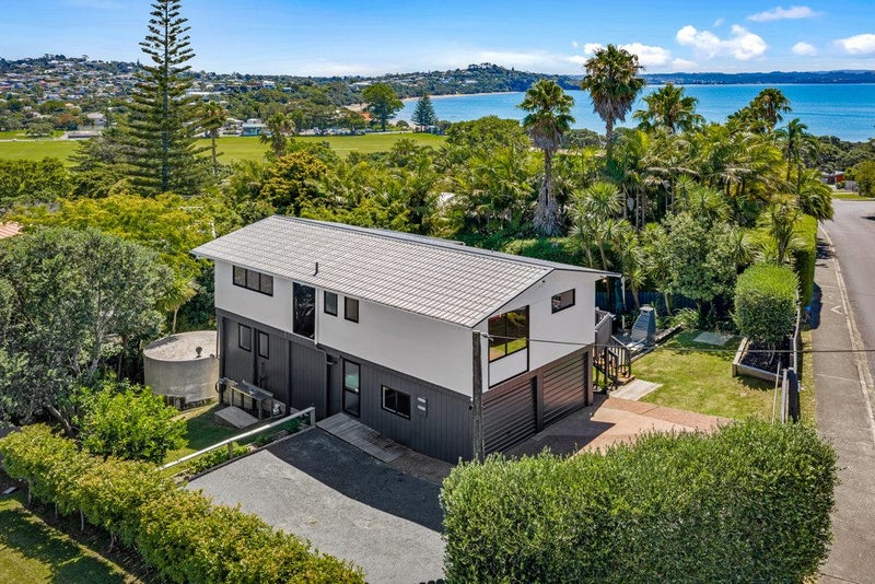 134 Stanmore Bay Road, Stanmore Bay, Whangaparaoa - Carousel 1
