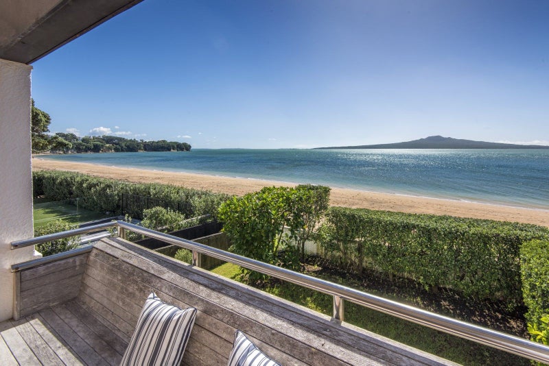 20a Oxford Terrace, Cheltenham, Devonport, North Shore City, Auckland - Carousel 1