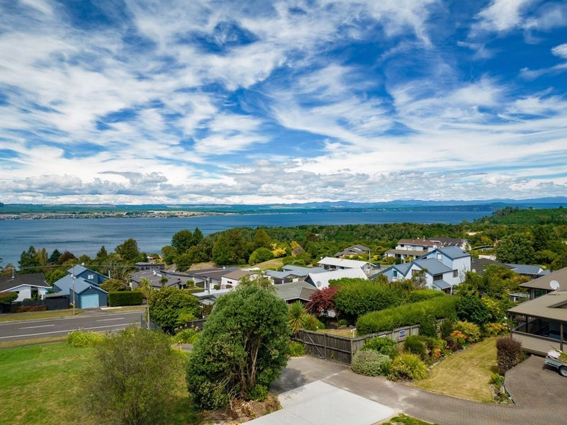 102 Wakeman Road, Acacia Bay, Taupō - Carousel 23