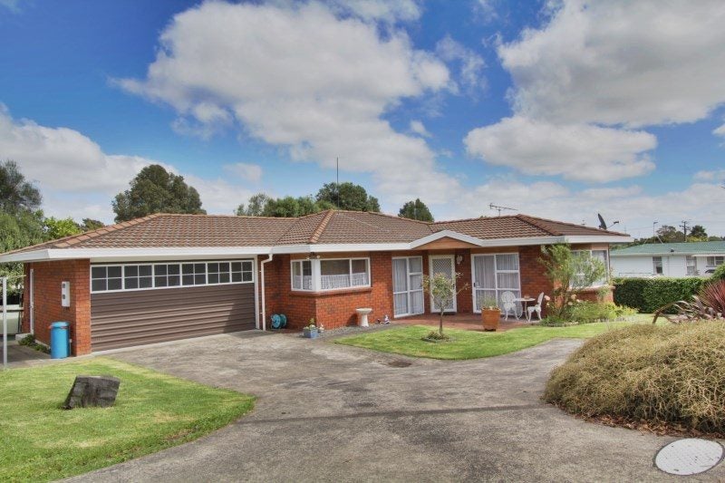 2/65 East Street, Papakura, Auckland - Carousel 1