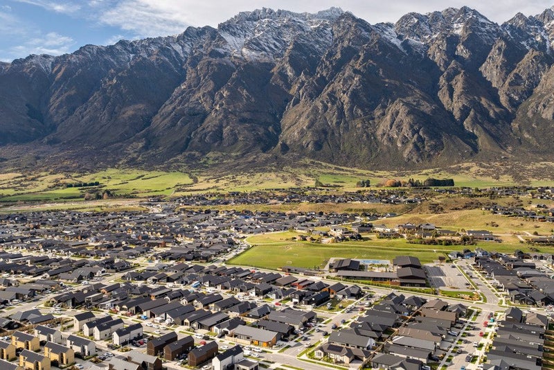 9 Lincoln Road, Jacks Point, Queenstown - Carousel 24