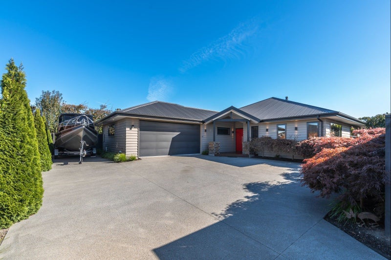 5 Guinea Drive, Prebbleton, Prebbleton - Carousel 1