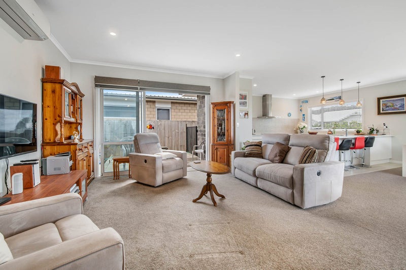 7 Trevally Place, Snells Beach, Snells Beach - Carousel 2