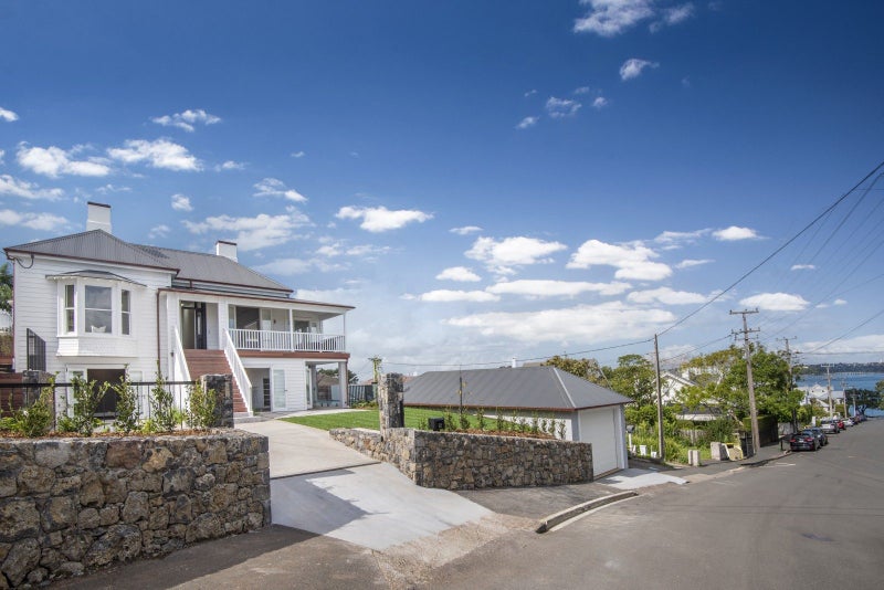 22 Mays Street, Devonport, Auckland - Carousel 1