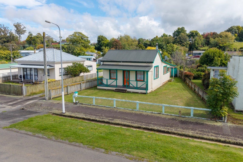 3 Otanga Street, Dannevirke - Carousel 2