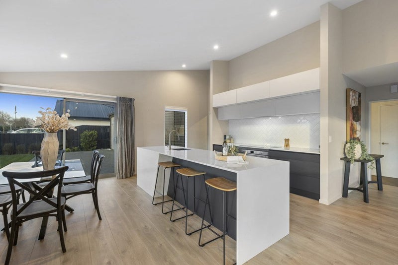 1 Blue Jacket Drive, Halswell, Christchurch - Carousel 2