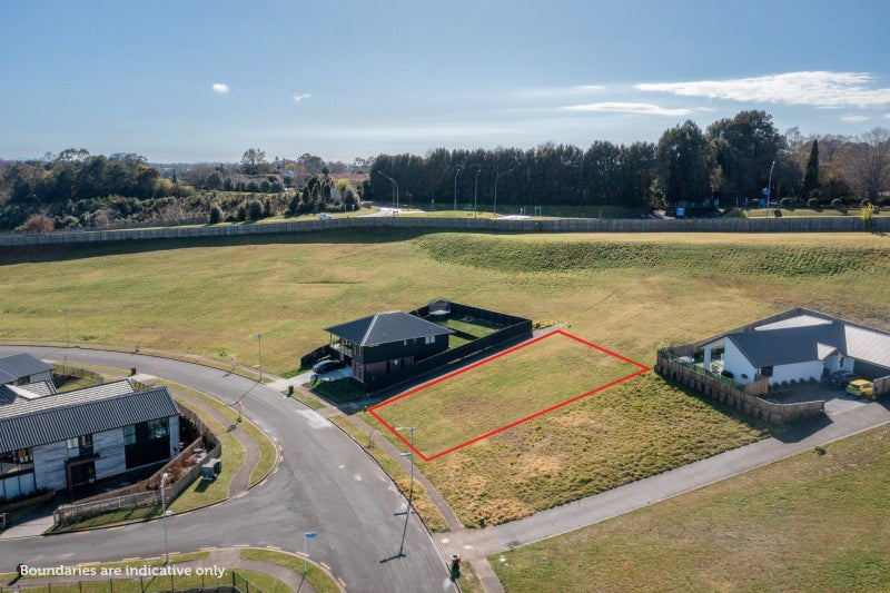 75 Whakaturou Crescent, Pyes Pa, Tauranga - Carousel 1