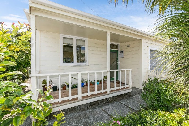30 Luxford Street, Berhampore, Wellington, Wellington - Carousel 1