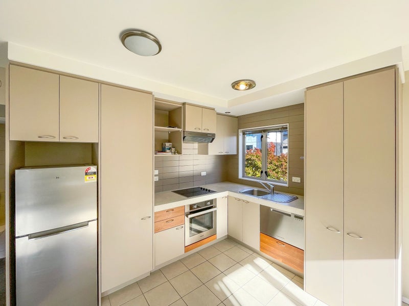 3/60 Ely Street, Christchurch Central, Christchurch - Carousel 2