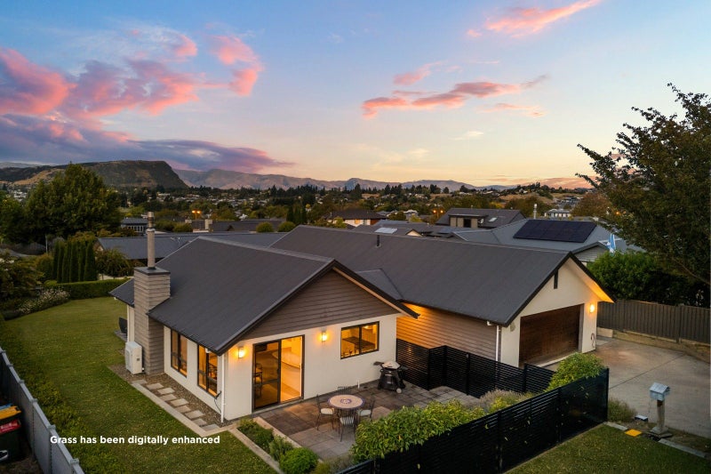 11 Mcfarlane Terrace, Wanaka - Carousel 1