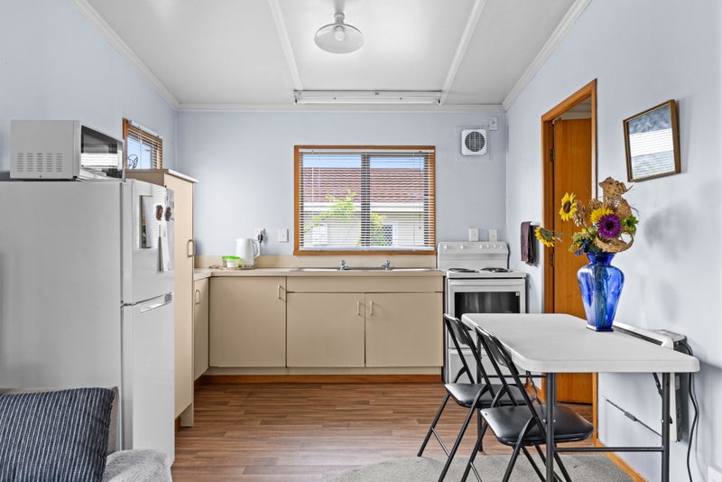 24A Avenue Road, Greenmeadows, Napier - Carousel 1