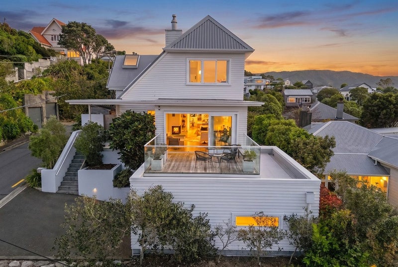 20 Roscoe Terrace, Wadestown, Wellington - Carousel 1