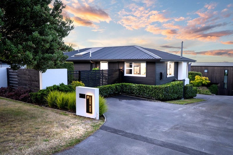 7 Freeman Street, Mount Pleasant, Christchurch - Carousel 26