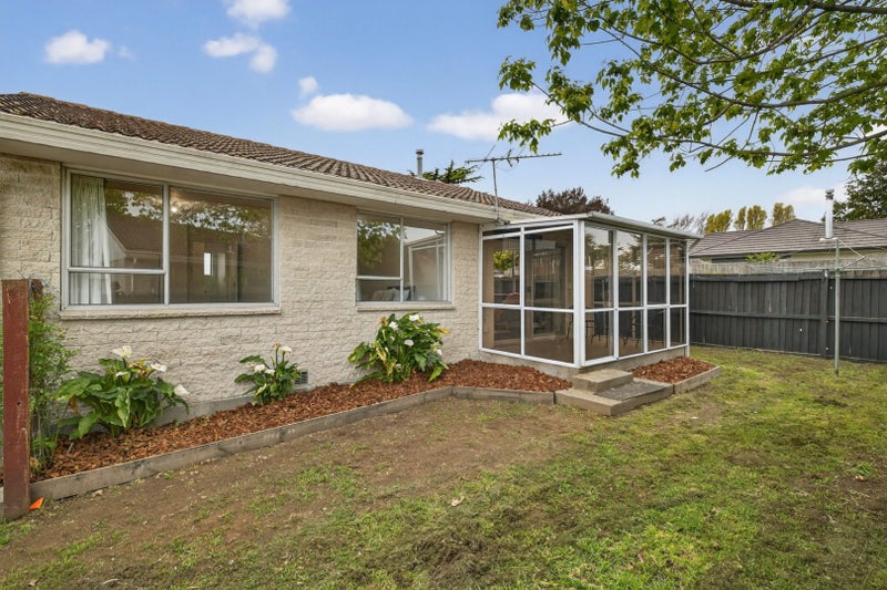 1/72A Cuffs Road, Wainoni, Christchurch - Carousel 1