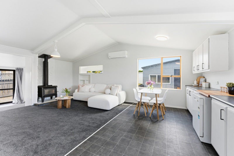 64 Hinau Street, Castlecliff, Whanganui - Carousel 2