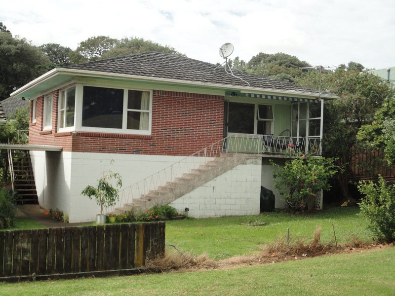 7/16 Parau Street, Three Kings, Auckland - Carousel 1