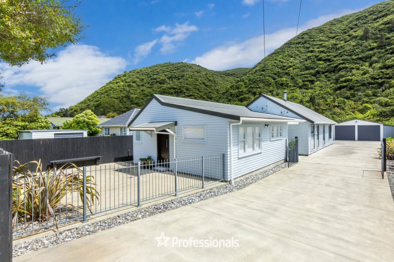 48 Black Beech Street, Birchville, Upper Hutt - Carousel 1