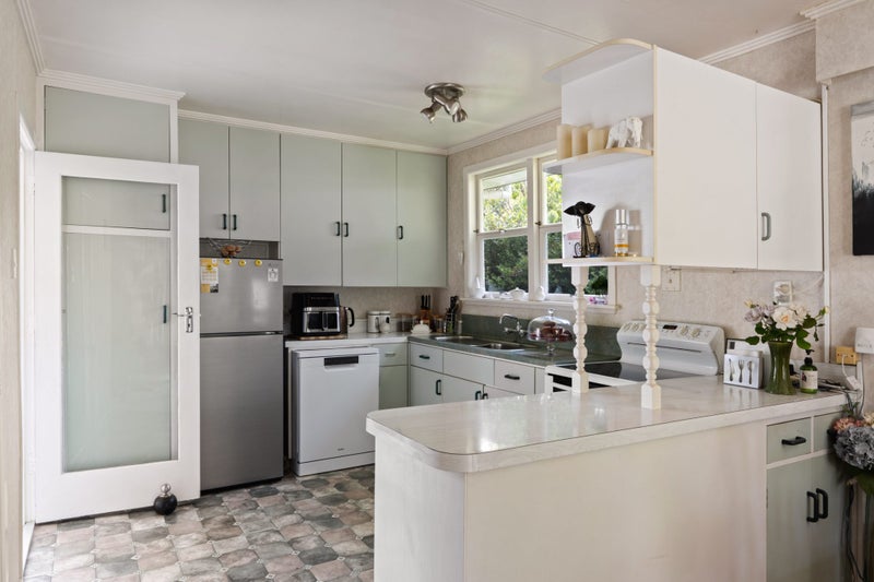 200 Fox Street, Whataupoko, Gisborne - Carousel 2