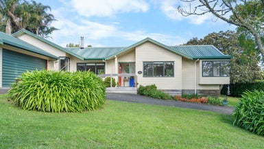 5 Buttercup Place, Waimauku, Waimauku - Carousel 1
