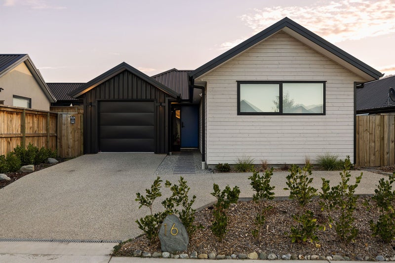 16 Cheviot Street, Jacks Point, Queenstown - Carousel 22