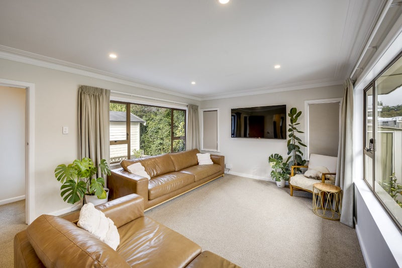 1/25 Coverdale Street, Onekawa, Napier - Carousel 2