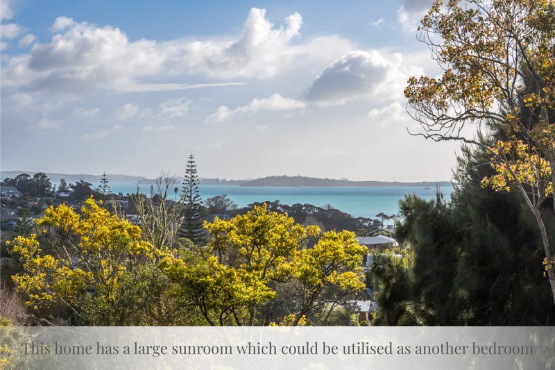 2/18 Chilton Place, Mellons Bay, Auckland - Carousel 1