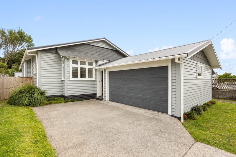 18 Walsh Road, Westown, New Plymouth - Carousel 1