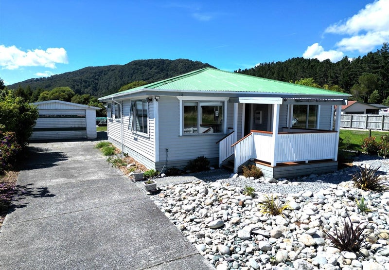 21 Ohau Street, Dobson, Greymouth - Carousel 1