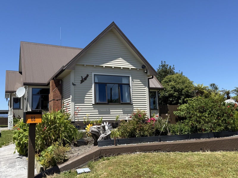 88 Jollie Street, Hokitika - Carousel 20