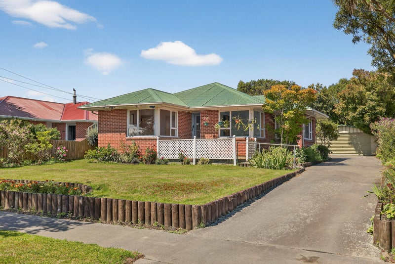 11 Bevington Street, Avonhead, Christchurch - Carousel 1