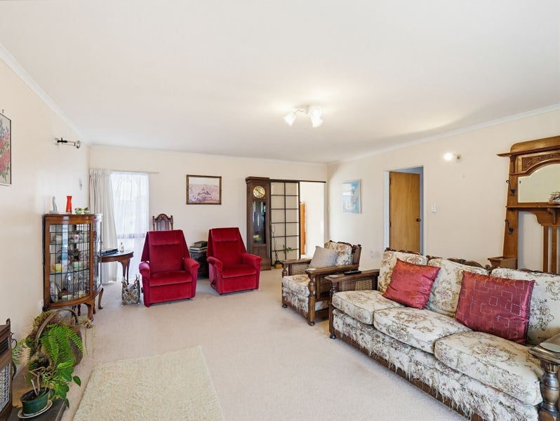 10 Downes Avenue, Springvale, Whanganui - Carousel 2
