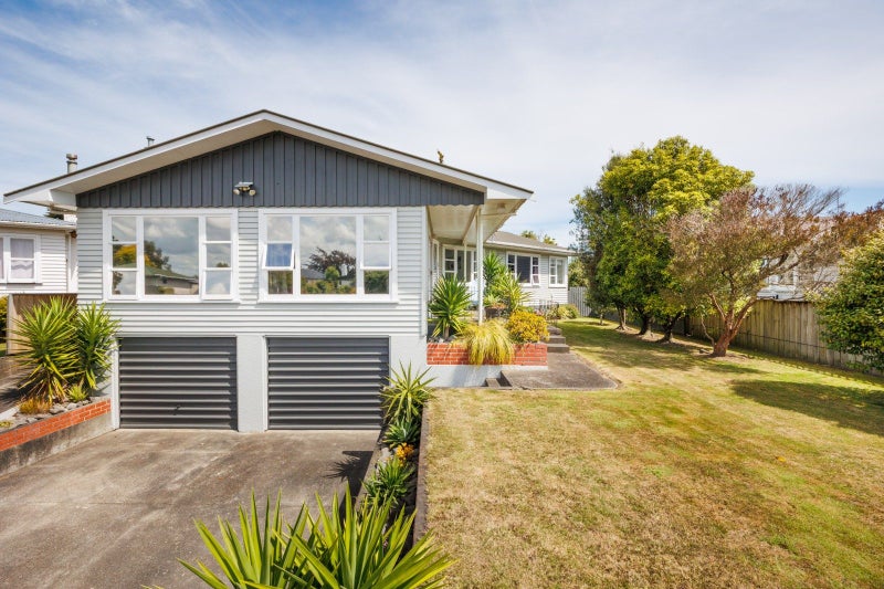 15 Fairview Avenue, Feilding, Feilding - Carousel 2