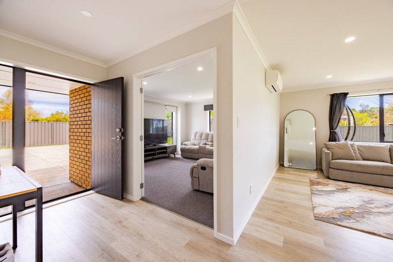 2 Bibby Street, Waipawa, Waipawa - Carousel 2