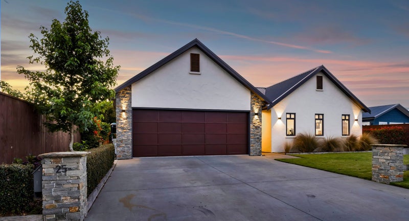 25 County Drive, Hawera, Hawera - Carousel 2