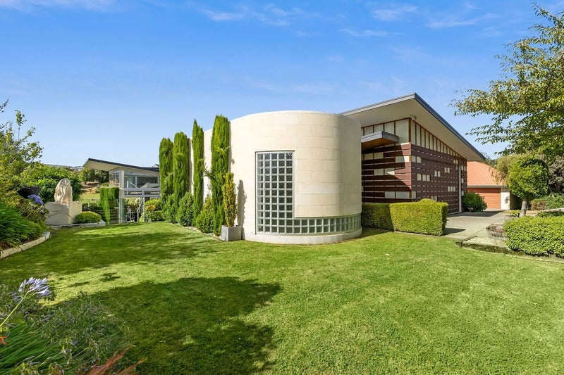 20 Scaife Place, Wanaka - Carousel 1