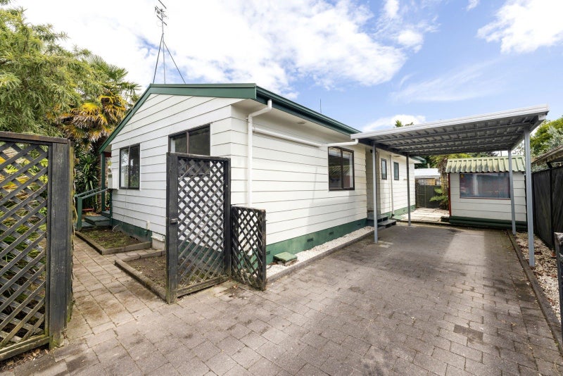 175 Seddon Road, Maeroa, Hamilton - Carousel 1