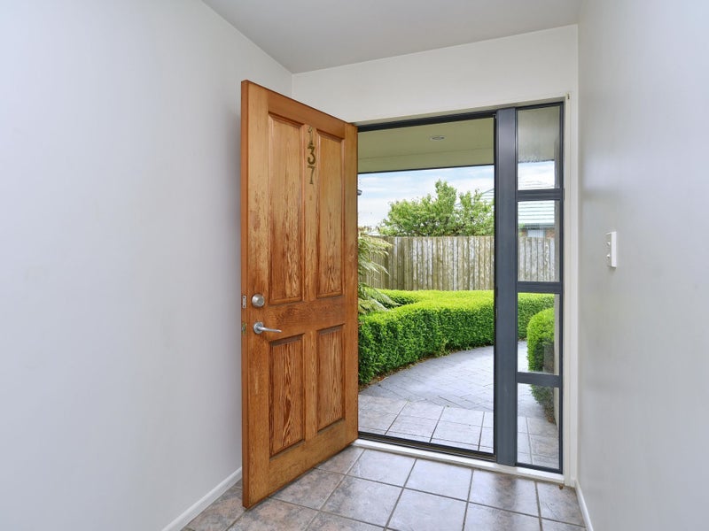 137 Kotuku Crescent, Woolston, Christchurch - Carousel 2