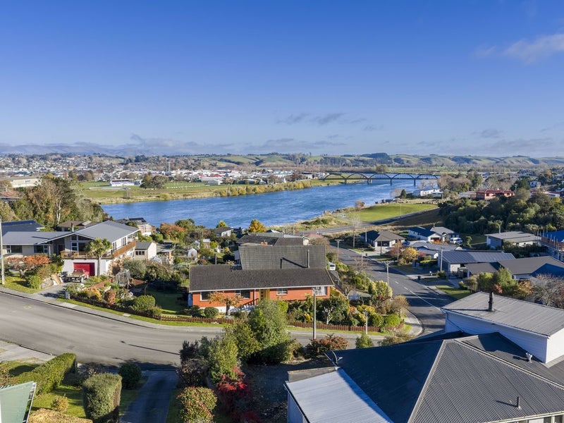 1 St Andrew Place, Balclutha - Carousel 2