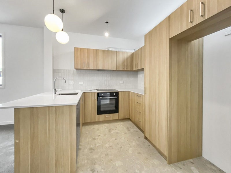 4/1 Elliott Street, Johnsonville, Wellington - Carousel 2