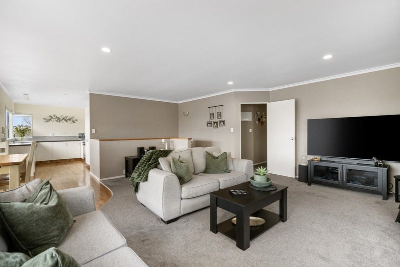8B Anne Road, Bellevue, Tauranga - Carousel 2
