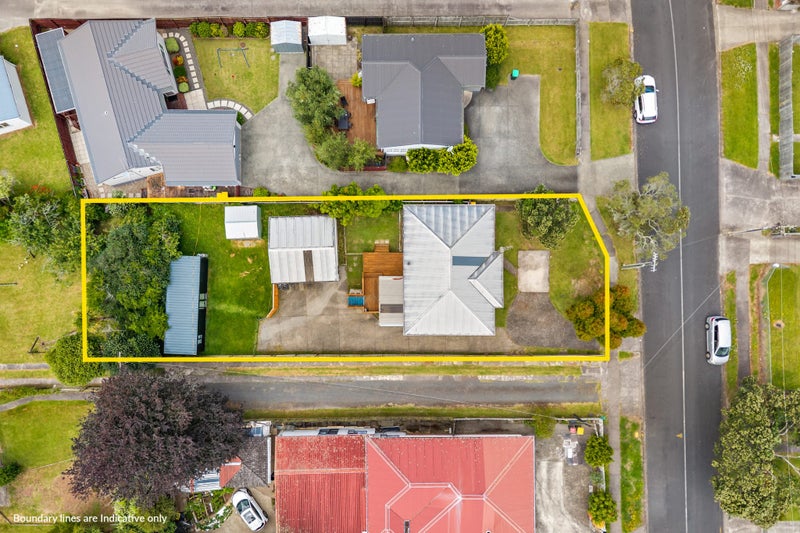 23 Reid Road, New Lynn, Auckland - Carousel 1