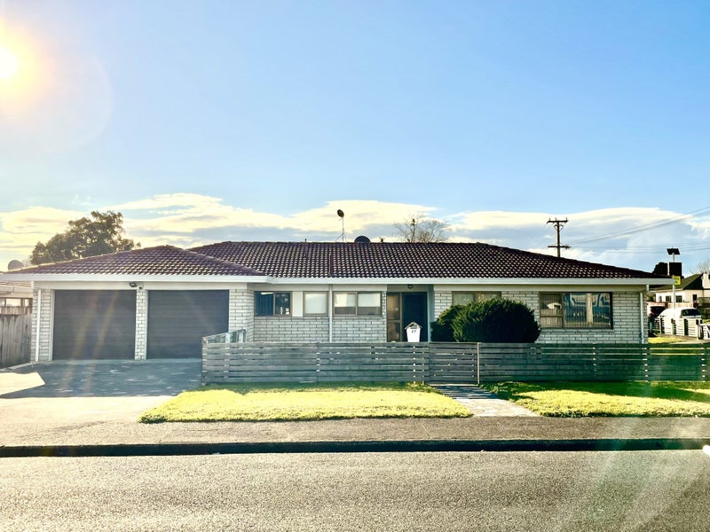 1/27 Marne Road, Papakura, Papakura - Carousel 1