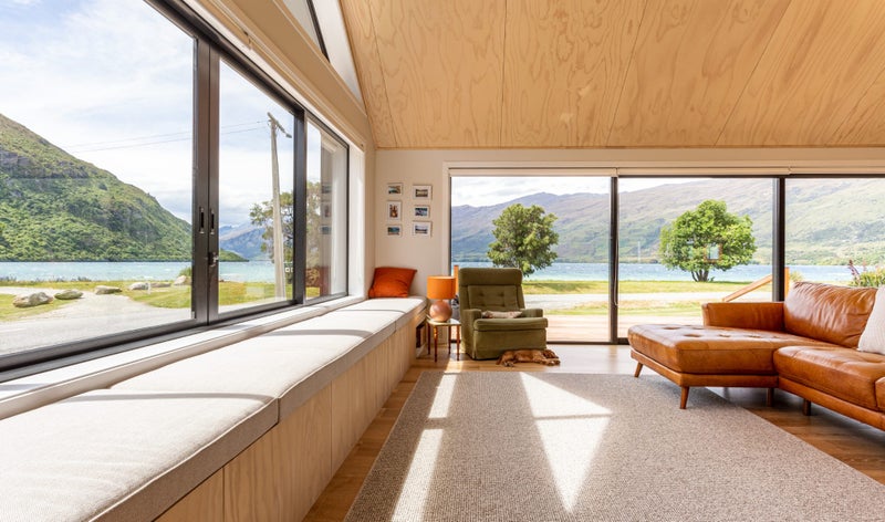 54 CORNWALL ST, kingston, athol - Carousel 1