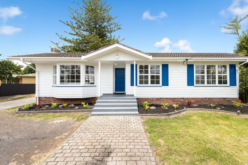 402 West Coast Road, Glen Eden, Auckland - Carousel 1