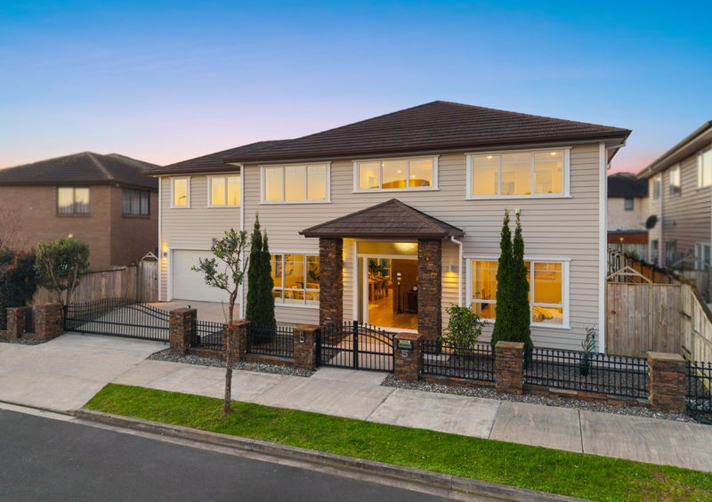 5 Creggan Crescent, Flat Bush, Manukau City, Auckland - Carousel 2